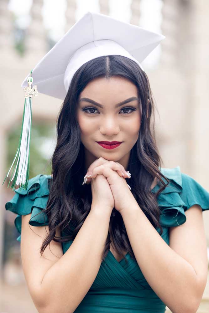 Portrait and Headshot Photographer - Senior Portrait