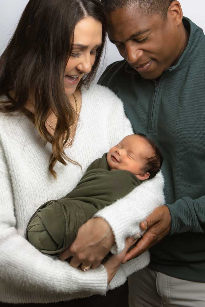 Portrait and Headshot Photographer - Newborn Portrait