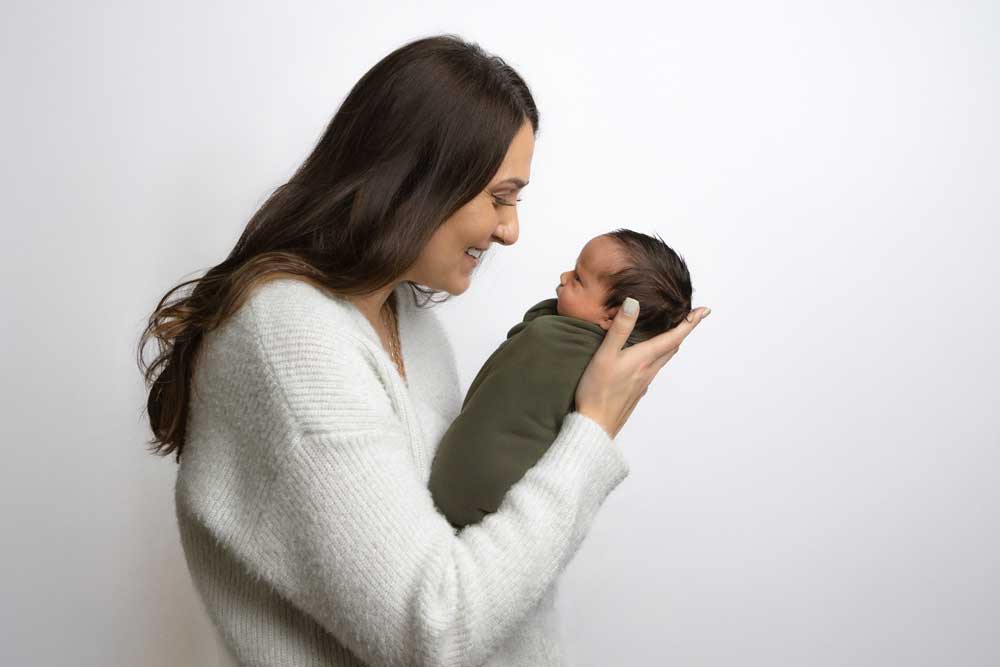 Portrait and Headshot Photographer - Newborn Portrait