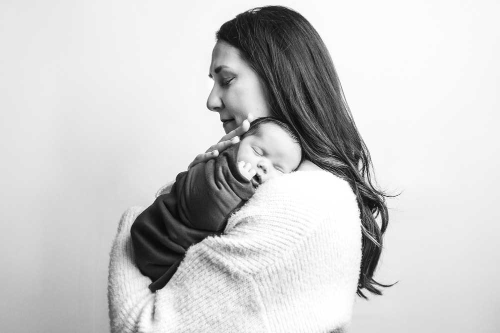 Portrait and Headshot Photographer - Newborn Portrait