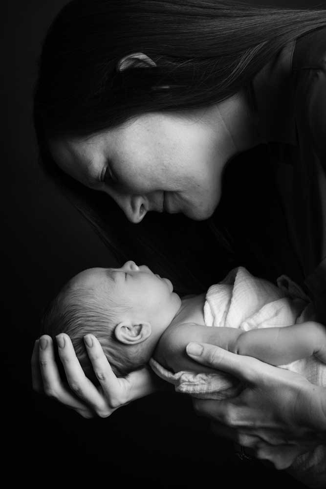 Portrait and Headshot Photographer - Newborn Portrait