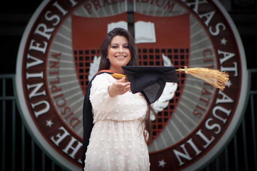 Portrait and Headshot Photographer - Senior Portraits